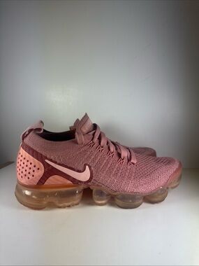 Nike Women’s Size 6.5 Rust Pink Flyknit Air VaporMax Running Shoes